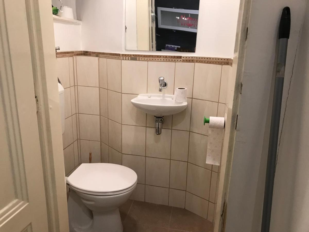 Studio 4U Apartment Budapest Bagian luar foto