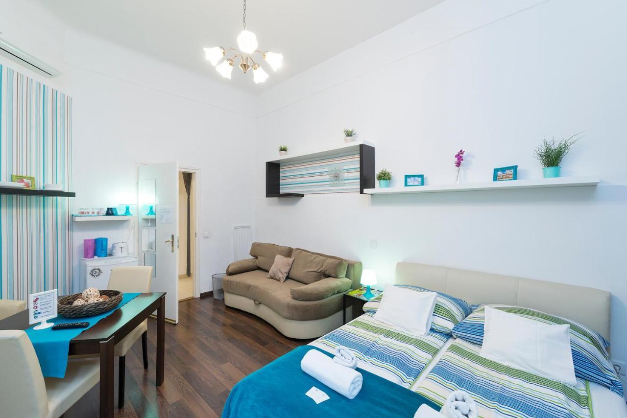 Studio 4U Apartment Budapest Bagian luar foto